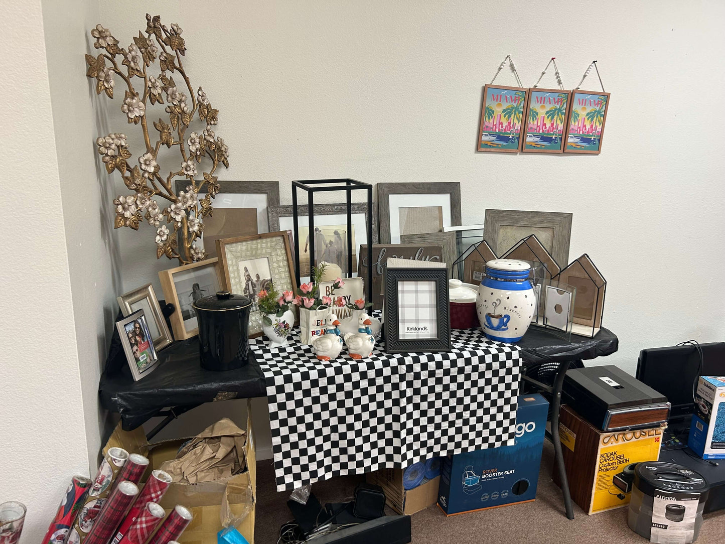 Pictures Frame