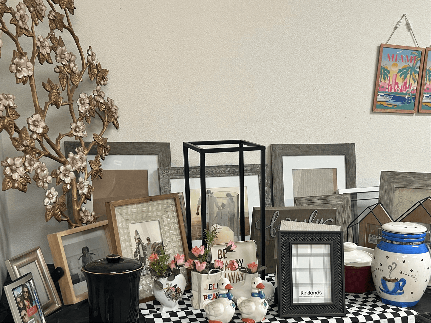 Pictures Frame